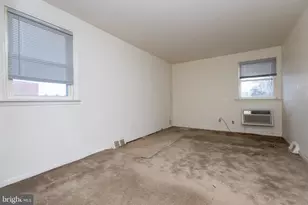 223 Alnus St, Philadelphia, PA 19116 - Photo 15