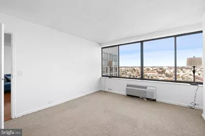 2001 Hamilton Street #2003, Philadelphia, PA 19130 - Photo 11