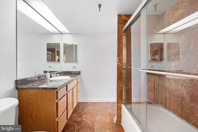 2001 Hamilton Street #2003, Philadelphia, PA 19130 - Photo 13