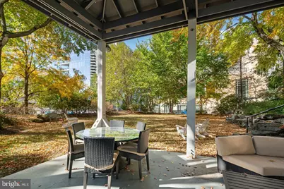 2001 Hamilton Street #2003, Philadelphia, PA 19130 - Photo 17