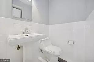 715 Rodman St, Philadelphia, PA 19147 - Photo 9