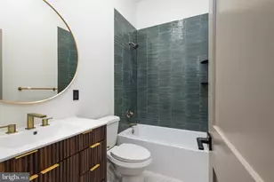 1613 N 33rd St, Philadelphia, PA 19121 - Photo 23