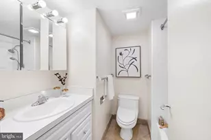 604 S Washington Square, Philadelphia, PA 19106 - Photo 25