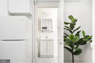 1229 Chestnut Street #817, Philadelphia, PA 19107 - Photo 15