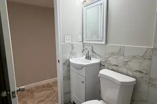 1727 Dallas St, Philadelphia, PA 19126 - Photo 17