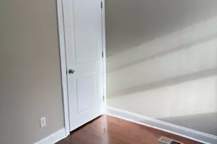 377 Delmar St, Philadelphia, PA 19128 - Photo 15