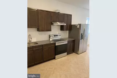 1913 W Diamond Street, Philadelphia, PA 19121 - Photo 5