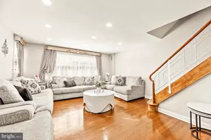 1809 Fox Chase Rd, Philadelphia, PA 19152 - Photo 5