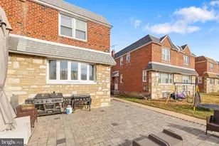 1809 Fox Chase Rd, Philadelphia, PA 19152 - Photo 3