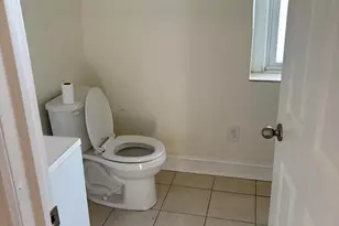 6517 N 6th St, Philadelphia, PA 19126 - Photo 5