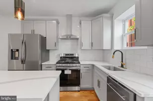 2240 S Bonsall St, Philadelphia, PA 19145 - Photo 15