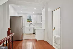 2124 Pierce St, Philadelphia, PA 19145 - Photo 13