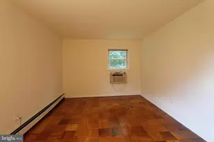 8244 Woolston Ave, Philadelphia, PA 19150 - Photo 15