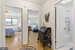 3854 Fairdale Rd, Philadelphia, PA 19154 - Photo 9