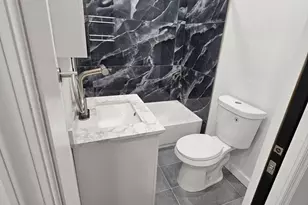 853 N 45th St, Philadelphia, PA 19104 - Photo 7