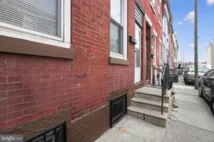 3923 Arcadia St, Philadelphia, PA 19124 - Photo 3