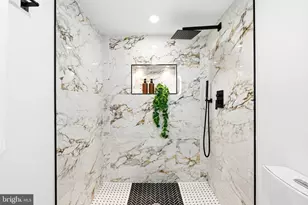 1410 S Bouvier St, Philadelphia, PA 19146 - Photo 27