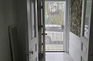 1009 W Susquehanna Ave, Philadelphia, PA 19122 - Photo 11