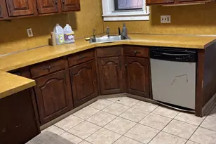 5223 Sylvester St, Philadelphia, PA 19124 - Photo 5