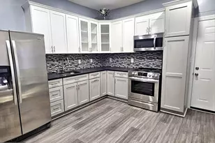 827 S 56th St, Philadelphia, PA 19143 - Photo 9