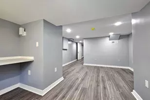 827 S 56th St, Philadelphia, PA 19143 - Photo 17