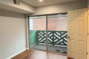 1008 Winter St, Philadelphia, PA 19107 - Photo 5