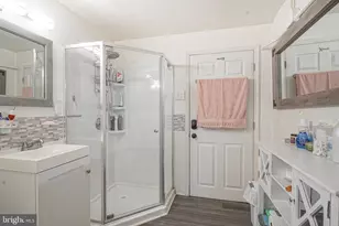 2005 E Sergeant St, Philadelphia, PA 19125 - Photo 7