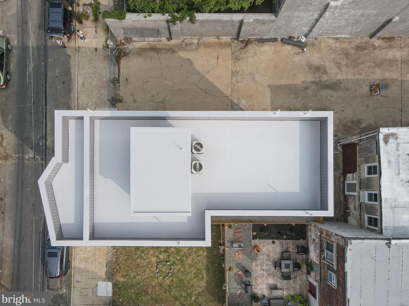 1628 Thompson St, Philadelphia PA  19121-5021 exterior