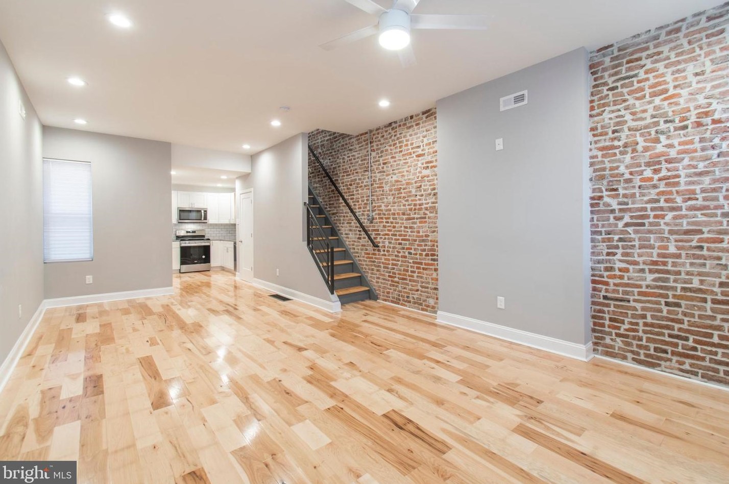 431 Mifflin St, Philadelphia PA  19148-1822 exterior