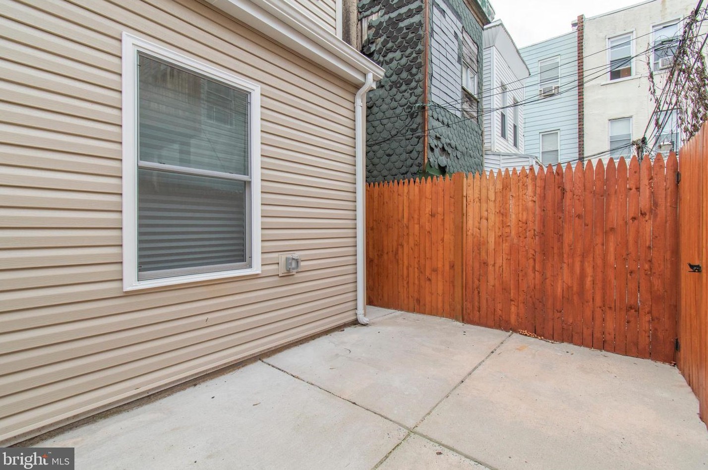 431 Mifflin St, Philadelphia PA  19148-1822 exterior
