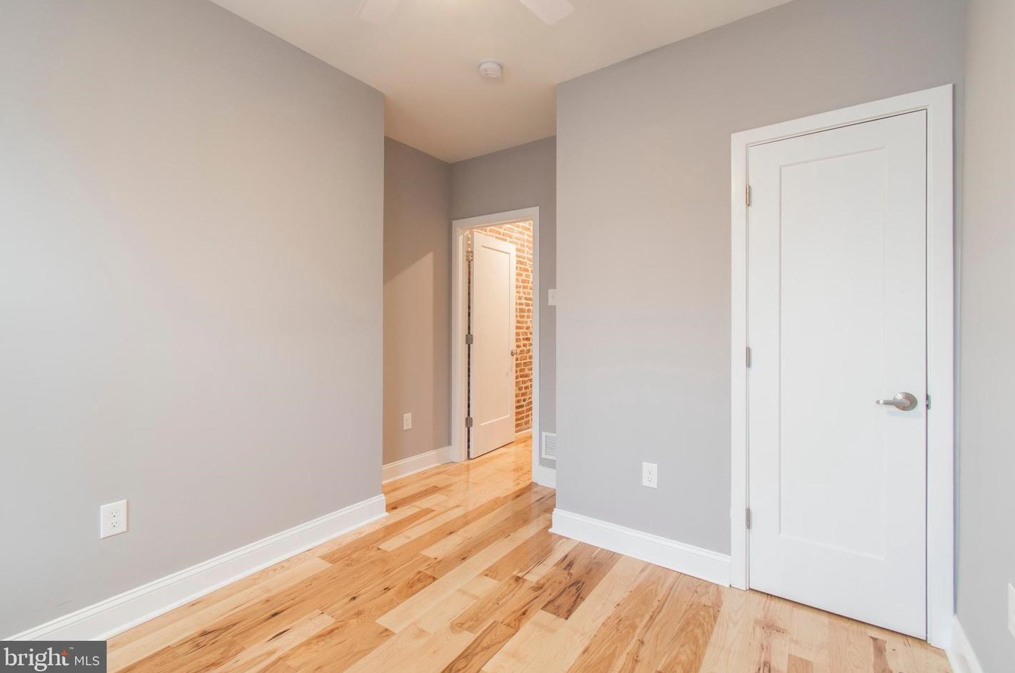 431 Mifflin St, Philadelphia PA  19148-1822 exterior