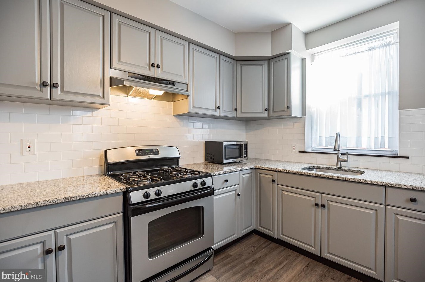 3251 Miller St, Philadelphia PA 19134-5226 exterior