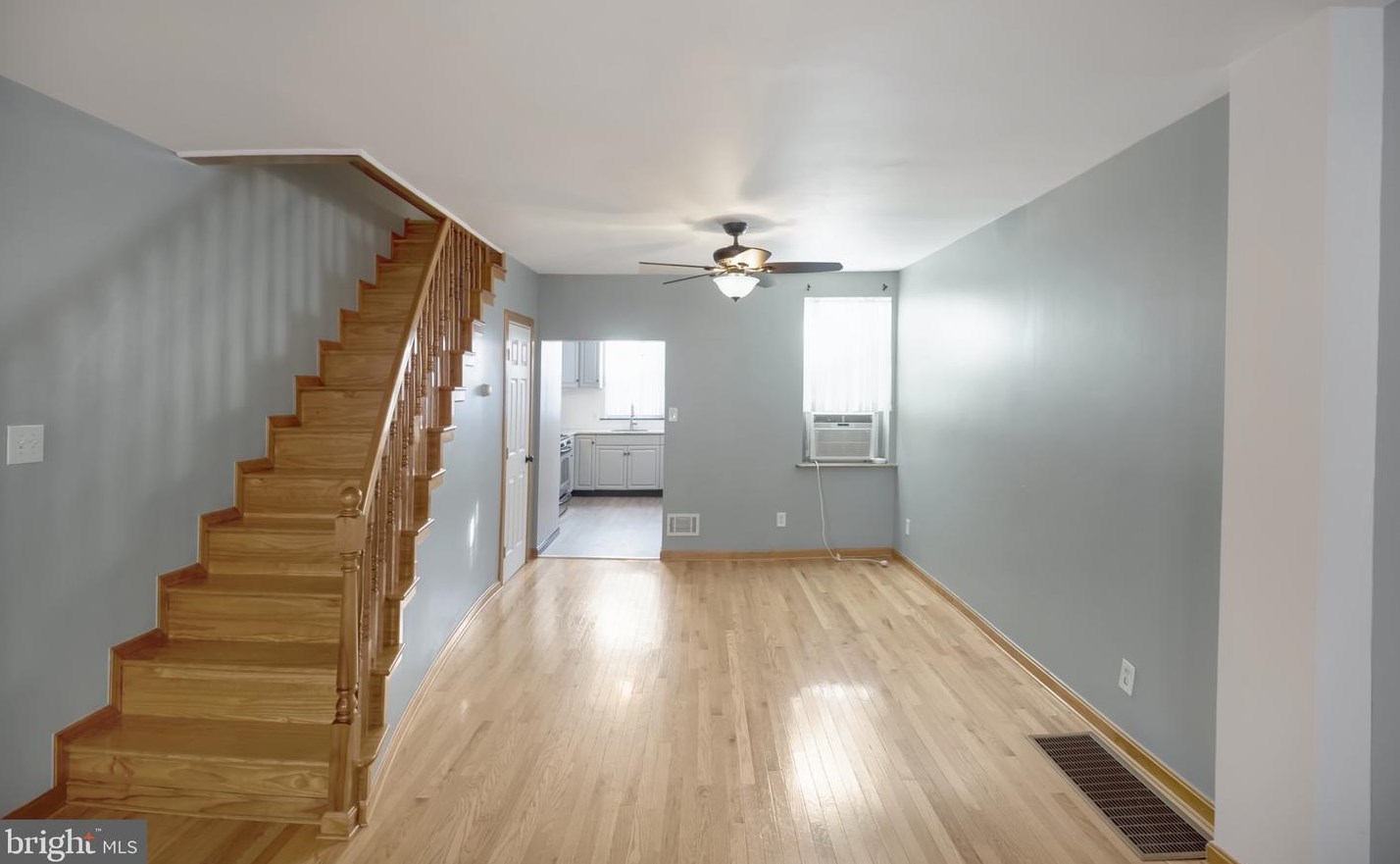 3251 Miller St, Philadelphia PA 19134-5226 exterior