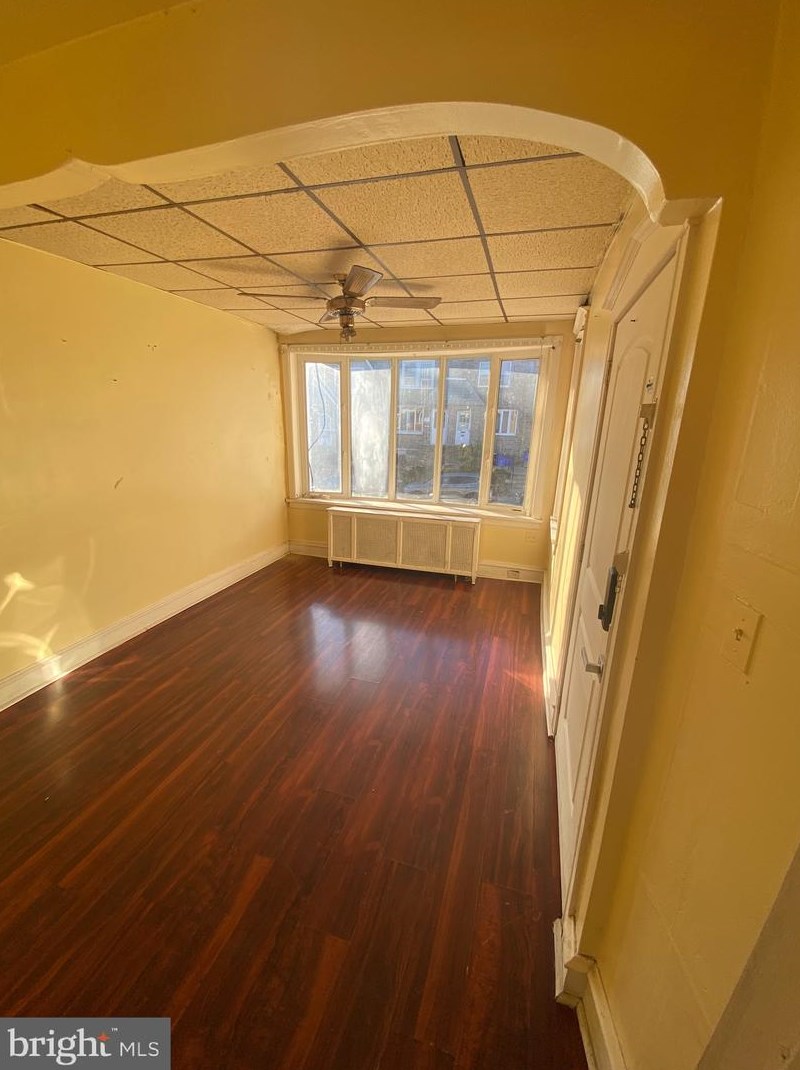 4125 L St, Philadelphia PA 19124-5347 exterior