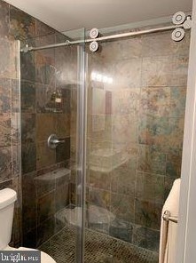 211 Roxborough Ave, Philadelphia PA 19128-5011 exterior