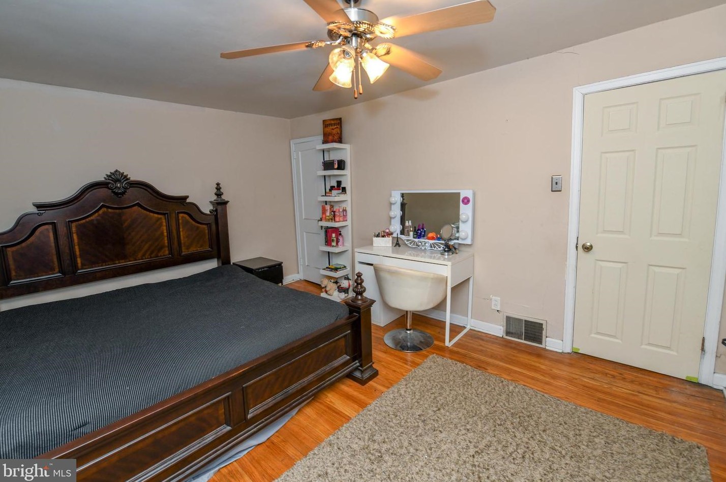 3414 Meridian St, Philadelphia PA 19136-3529 exterior