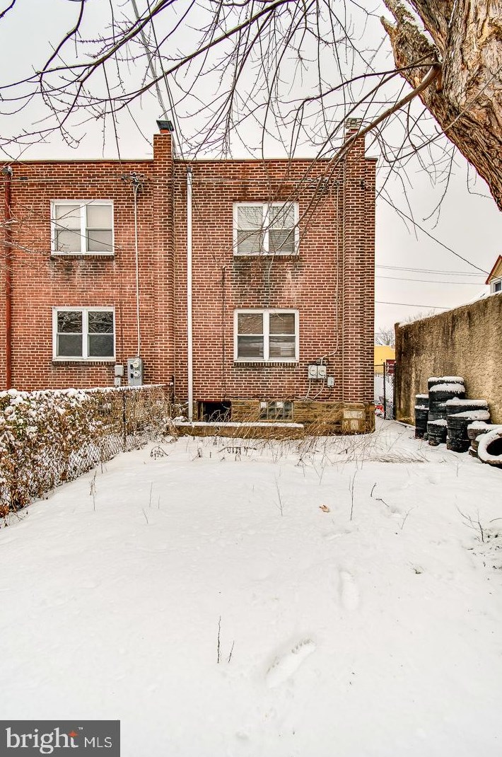 6443 Edmund St, Philadelphia PA  19135-3313 exterior