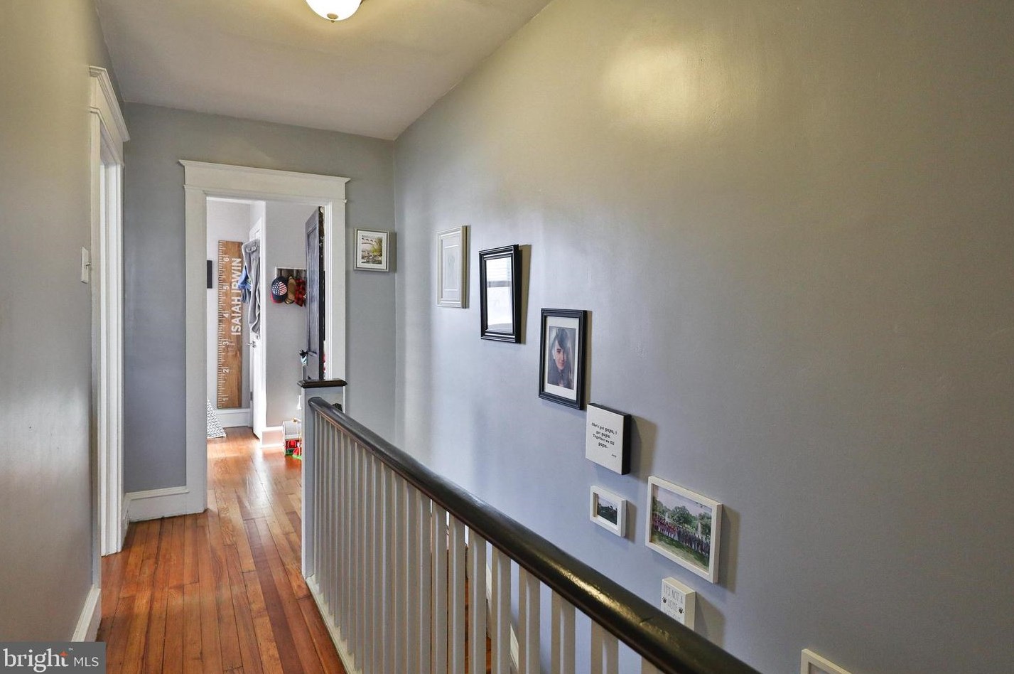 471 Shurs Ln, Philadelphia PA 19128-3505 exterior