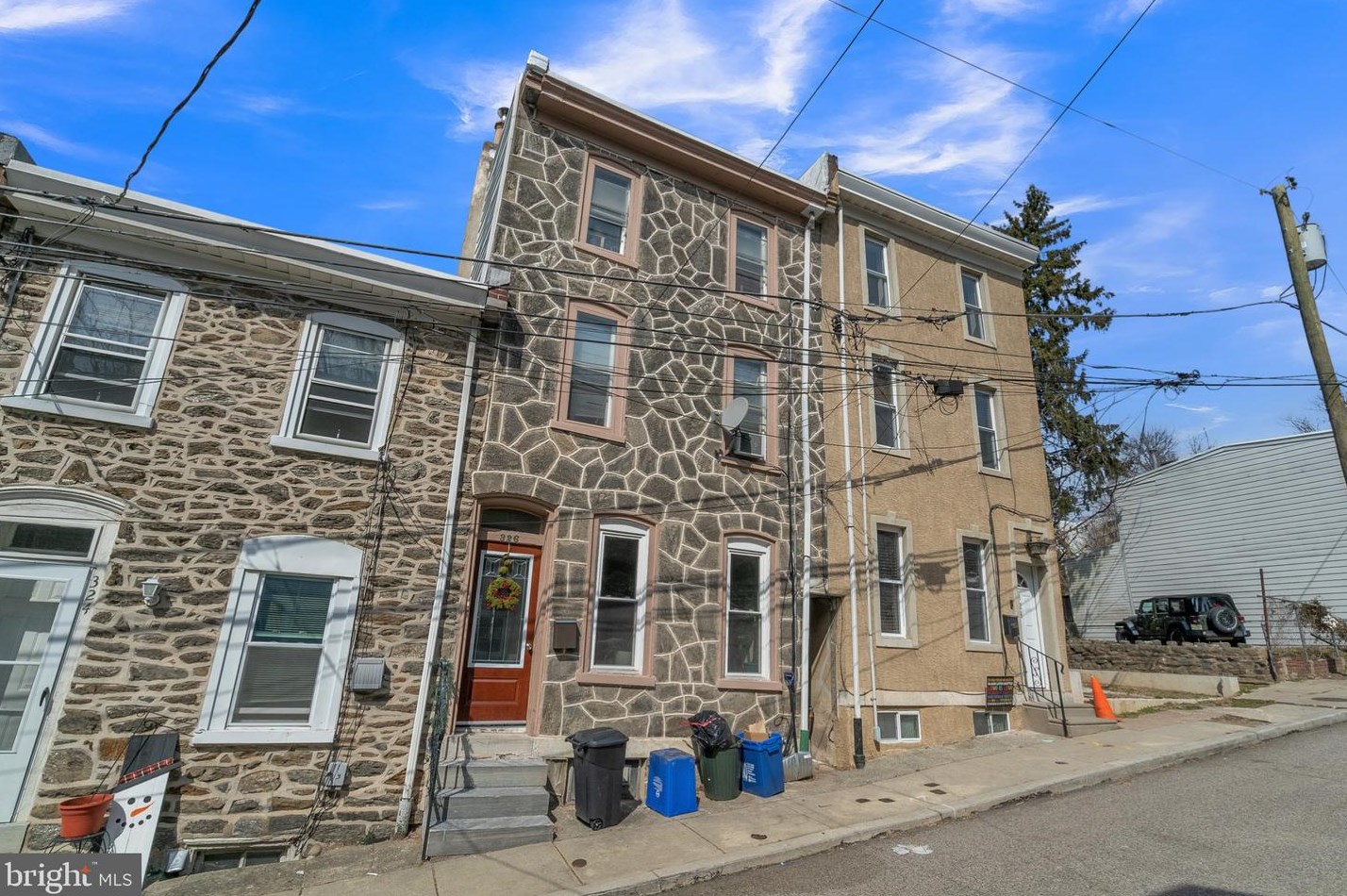 326 Carson St, Philadelphia PA 19127-1328 exterior