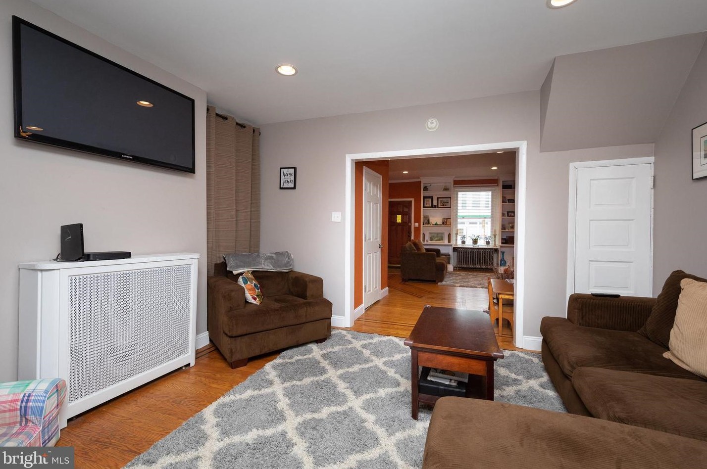 4306 Manayunk Ave, Philadelphia PA 19128-4929 exterior