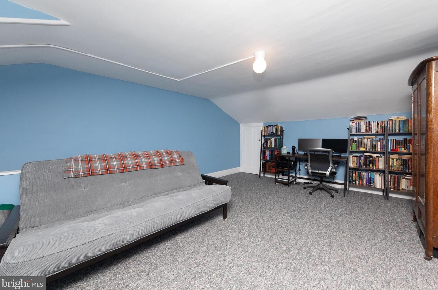 4306 Manayunk Ave, Philadelphia PA 19128-4929 exterior