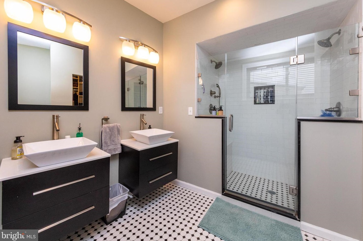 4306 Manayunk Ave, Philadelphia PA 19128-4929 exterior