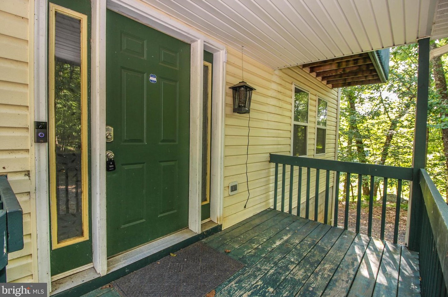 4219 Winchester Way, Bushkill PA  18324-6919 exterior