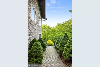 105 - 107 Attitash Ln, Tafton, PA 18464 - Photo 25