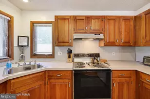 138 Banbury Dr, Bushkill, PA 18324 - Photo 41