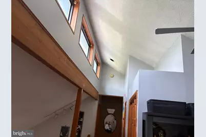 129 Segatti Circle, Bushkill, PA 18324 - Photo 9