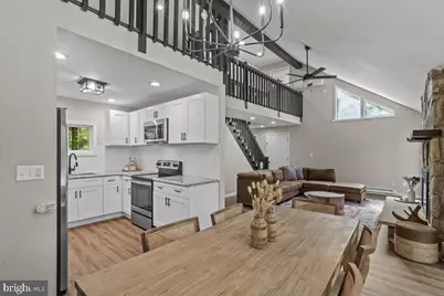 415 Canterbury Road, Bushkill, PA 18324 - Photo 7