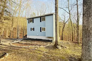 235 Stafford Dr, Bushkill, PA 18324 - Photo 3