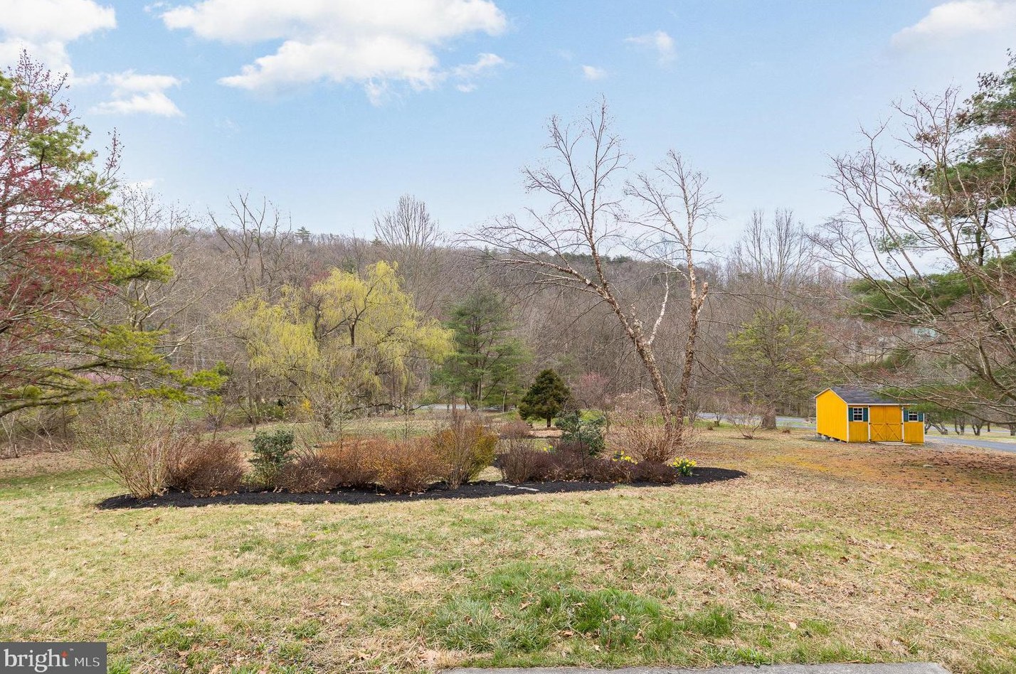 535 Sandy Hollow Rd, Paradise Park PA  17068-9207 exterior