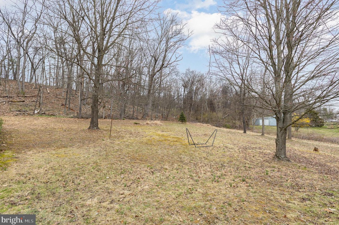 535 Sandy Hollow Rd, Paradise Park PA  17068-9207 exterior